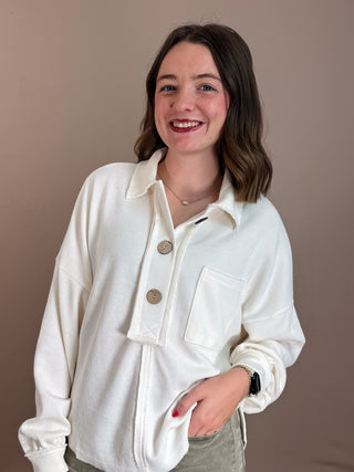 COLLARED SPLIT NECK BUTTON DOWN CHUNKY BUTTON EXTENDED SHOULDER LONG SLEEVES RELAXED FIT RAW EDGE